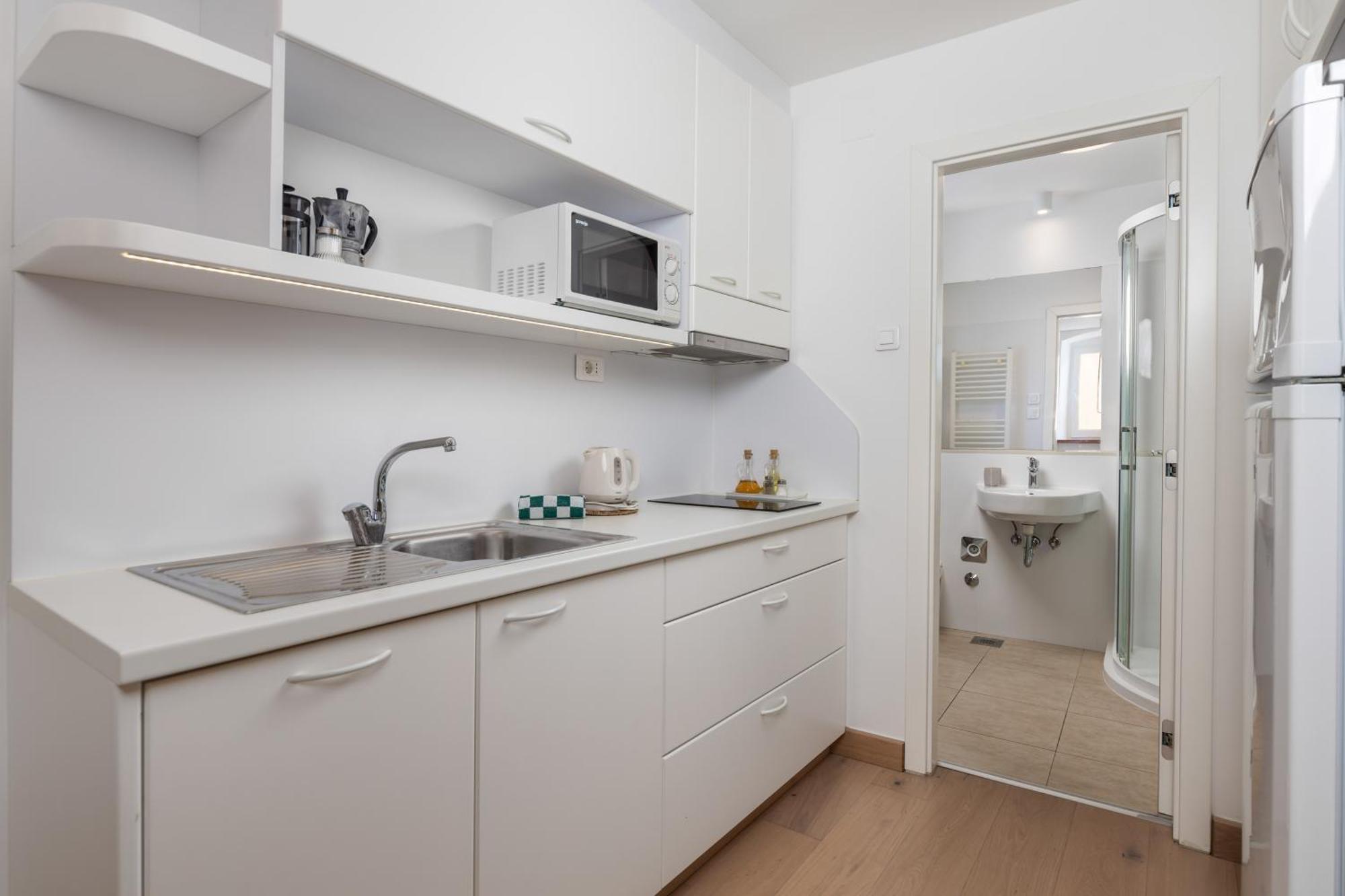 Apartments Anaika At The Beach, Opatija 外观 照片